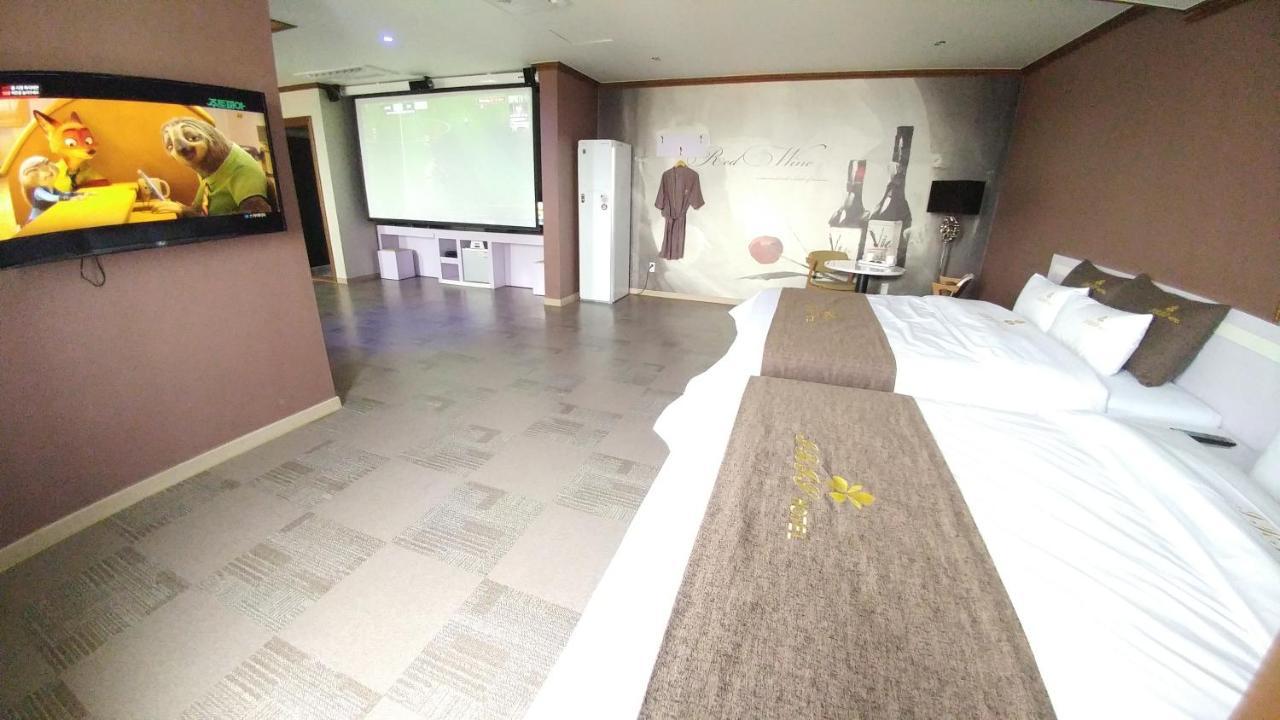 Iris Hotel Seosan Zewnętrze zdjęcie