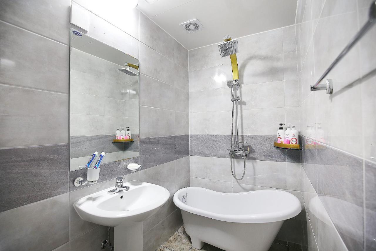 Iris Hotel Seosan Zewnętrze zdjęcie