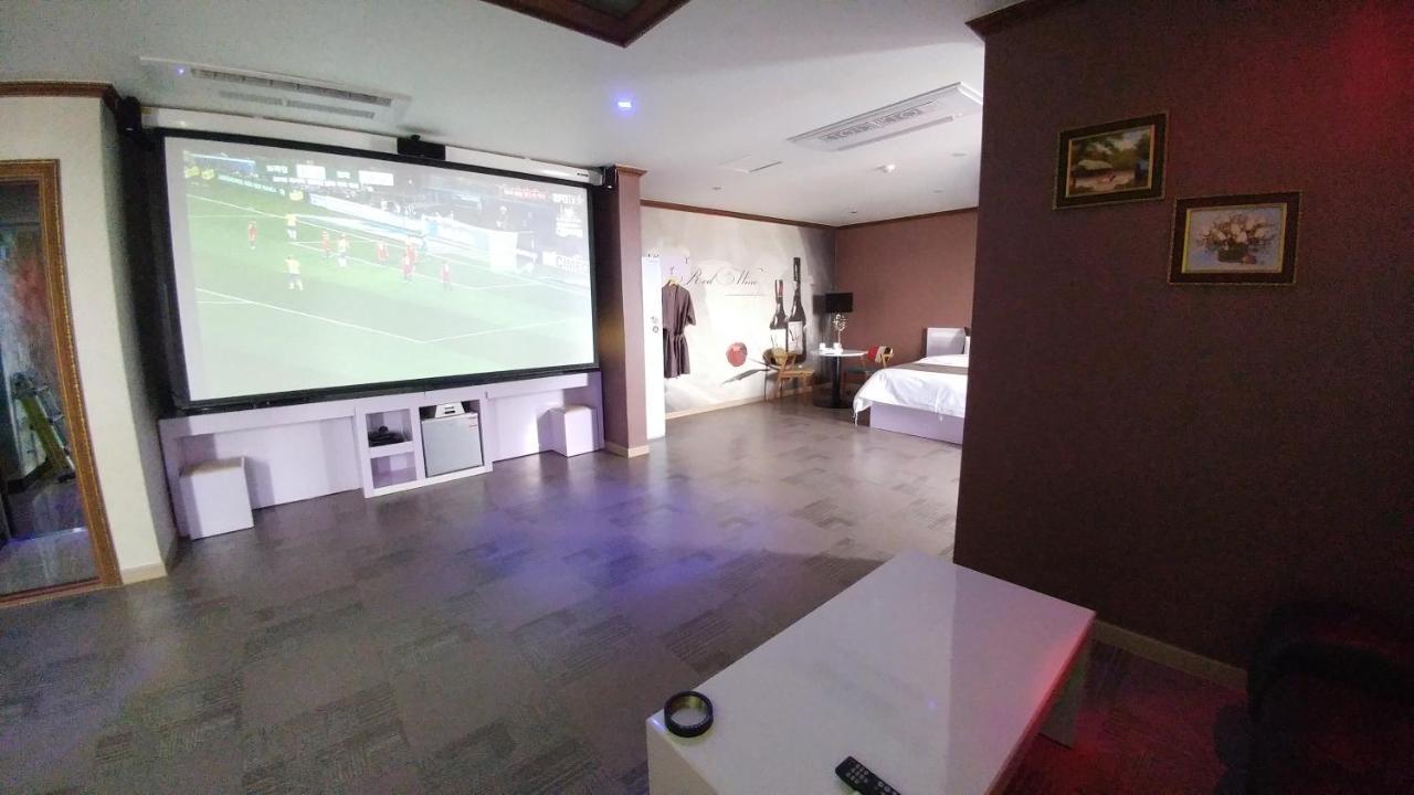 Iris Hotel Seosan Zewnętrze zdjęcie